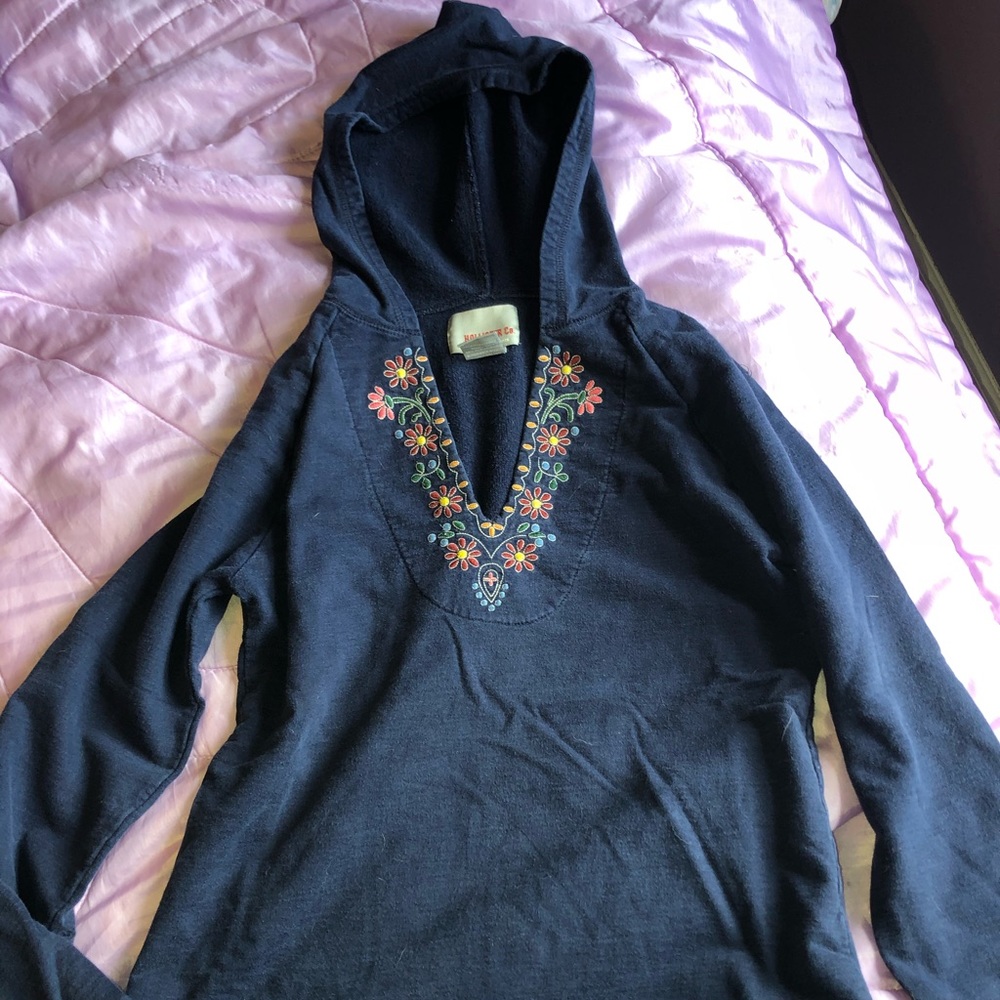 sweatshirt